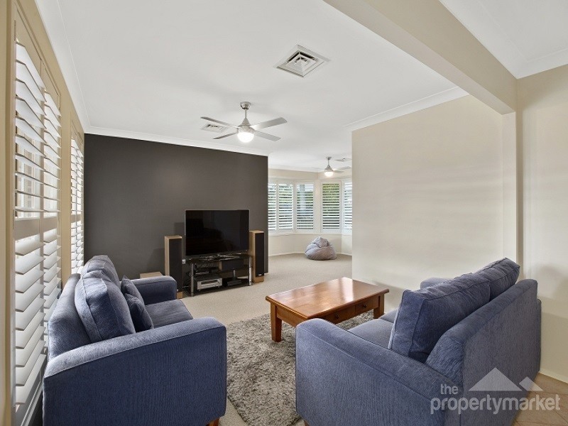 34 Bomaderry Crescent, Glenning Valley NSW 2261