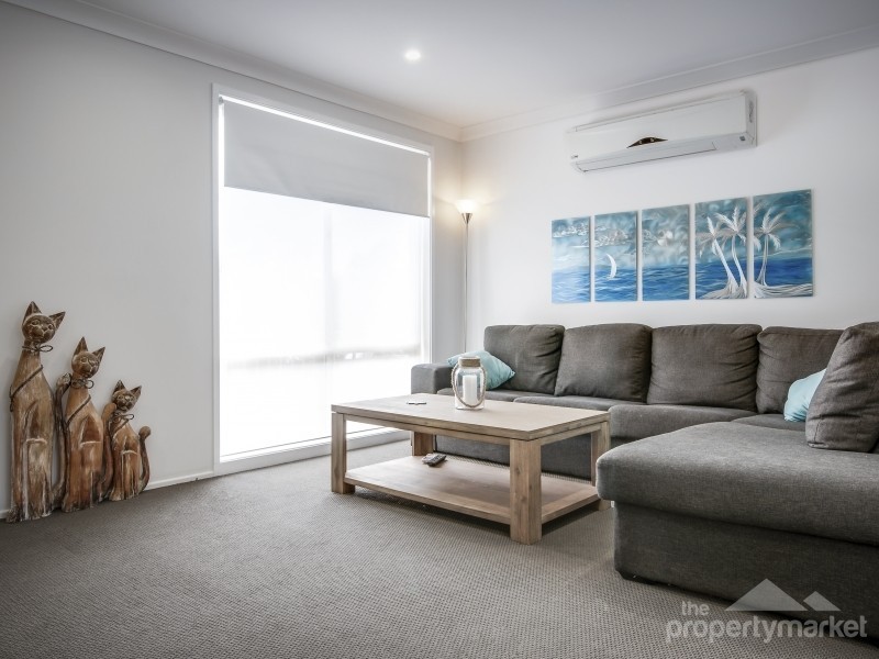 4 Kingsford Smith Drive, Berkeley Vale NSW 2261