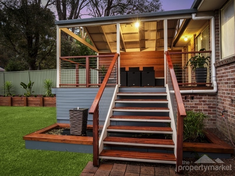 4 Kingsford Smith Drive, Berkeley Vale NSW 2261