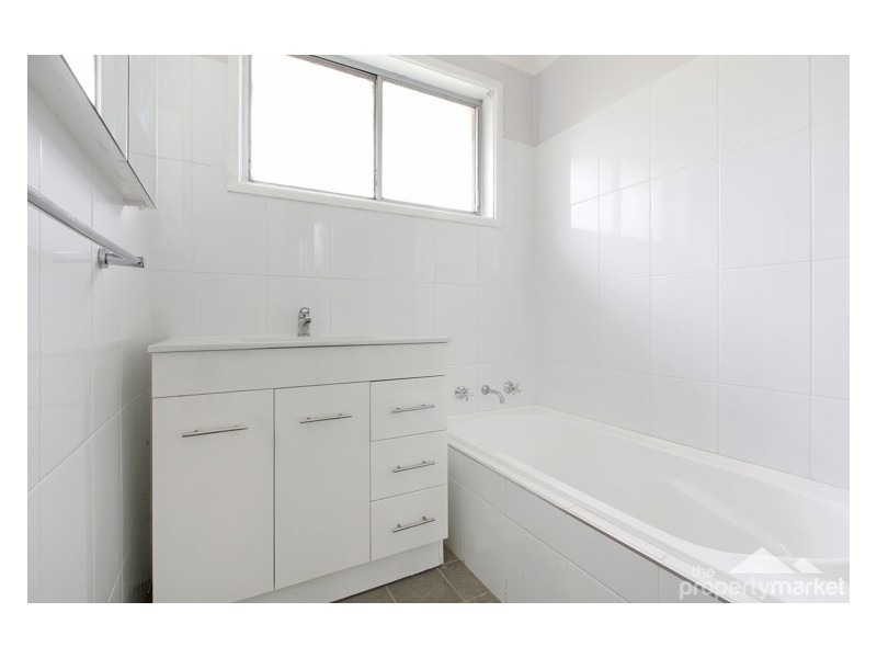 57 Warrina Avenue, Summerland Point NSW 2259