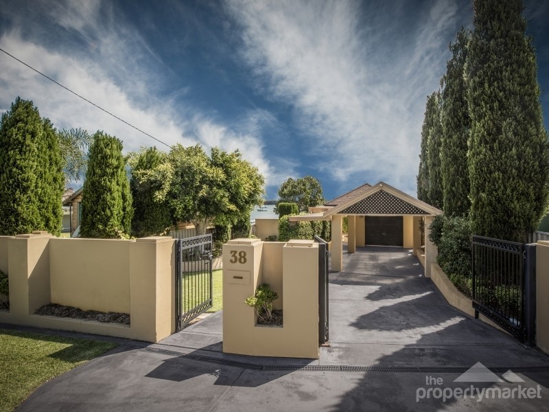 38 Marine Parade, Nords Wharf NSW 2281