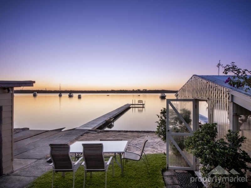 38 Marine Parade, Nords Wharf NSW 2281