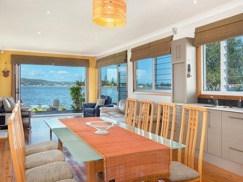 7 Village Bay Close, Marks Point NSW 2280