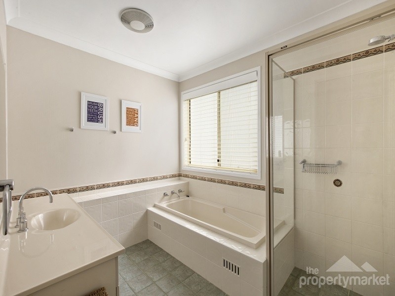 9 Matthew Circuit, Mardi NSW 2259