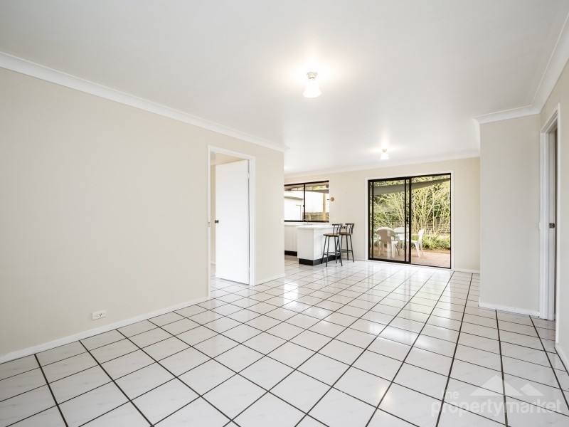 22 Lancaster Parade, Bateau Bay NSW 2261