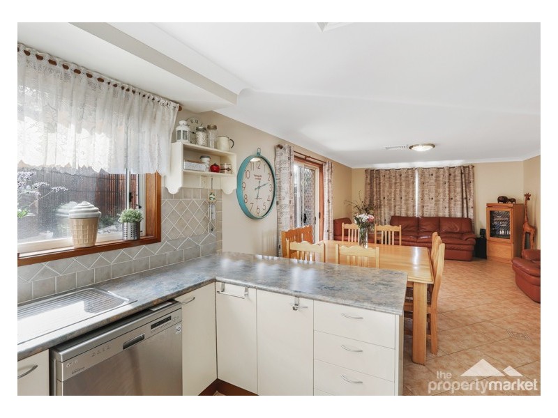 4 Robusta Close, Erina NSW 2250