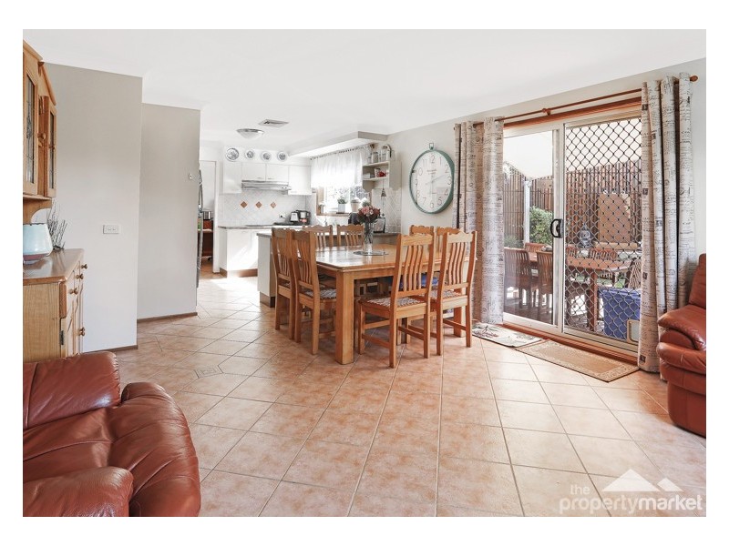 4 Robusta Close, Erina NSW 2250