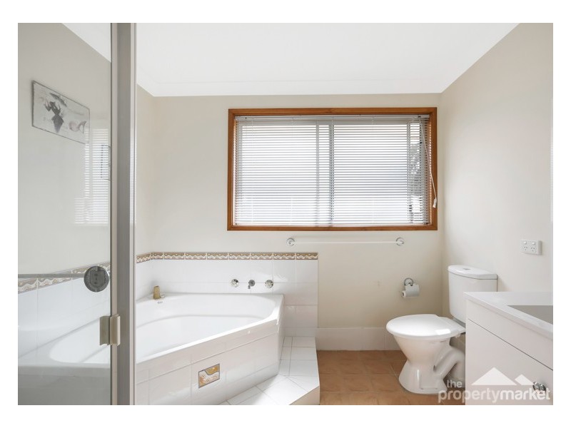 4 Robusta Close, Erina NSW 2250