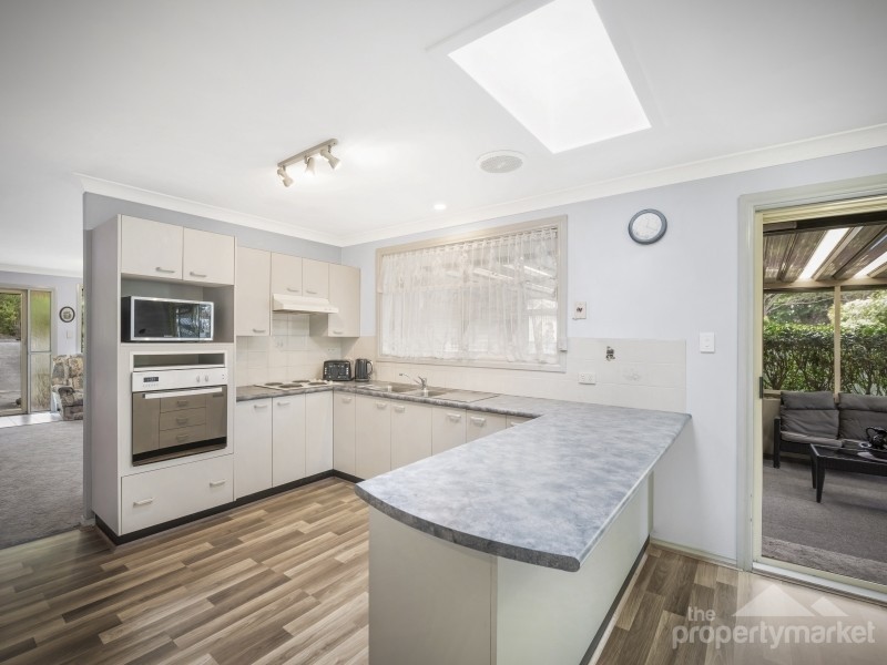 221 Cygnet Drive, Berkeley Vale NSW 2261