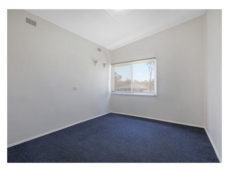 40 Melrose Avenue, Gorokan NSW 2263