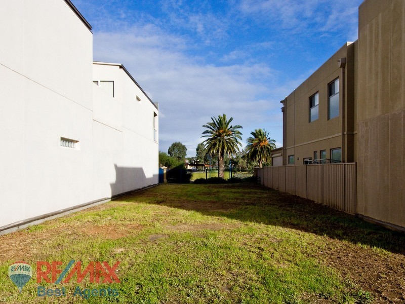 36a Lomond Circuit, Mawson Lakes SA 5095