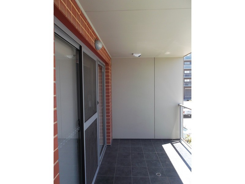 3/5 Goodall Parade, Mawson Lakes SA 5095