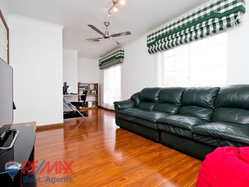 3 Tyrell Court, Mawson Lakes SA 5095