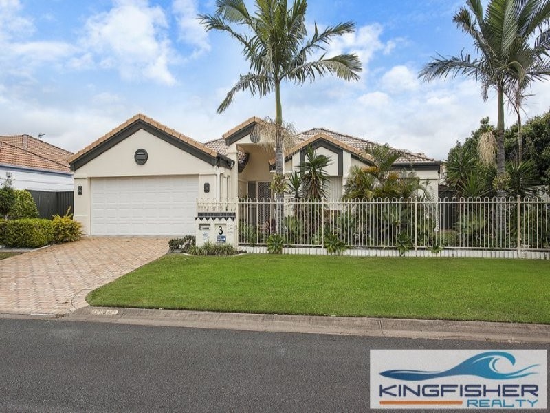 3 Maldives Way, Burleigh Waters QLD 4220