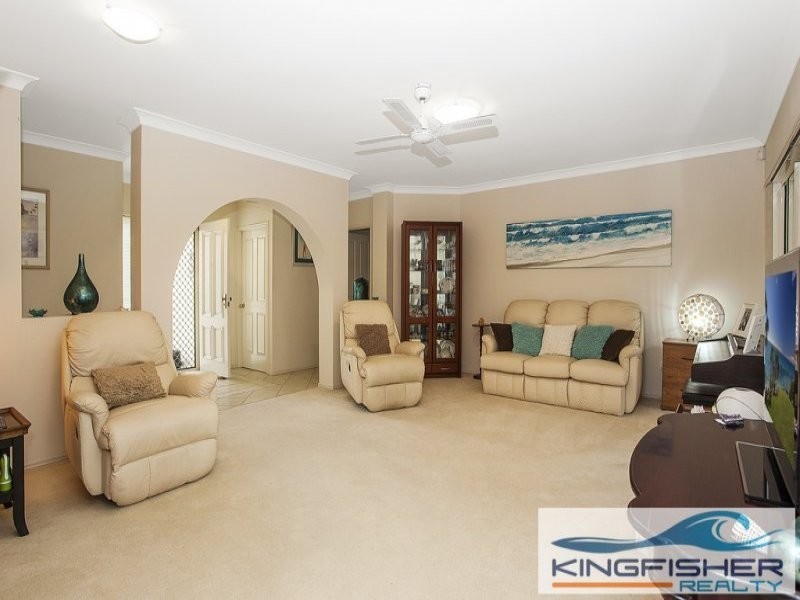 3 Maldives Way, Burleigh Waters QLD 4220