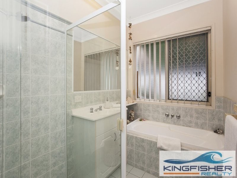 3 Maldives Way, Burleigh Waters QLD 4220