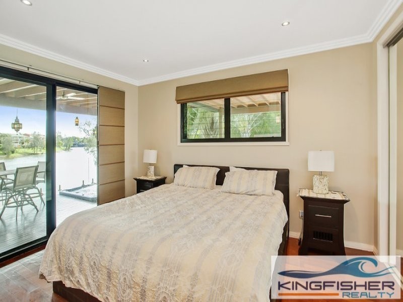 102 Jabiru Avenue, Burleigh Waters QLD 4220