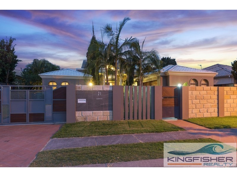 21 Cassowary Drive, Burleigh Waters QLD 4220