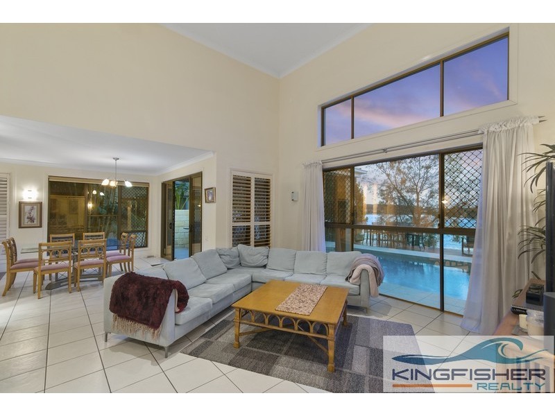 21 Cassowary Drive, Burleigh Waters QLD 4220