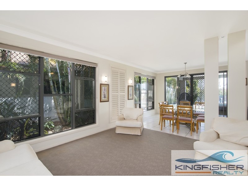 21 Cassowary Drive, Burleigh Waters QLD 4220