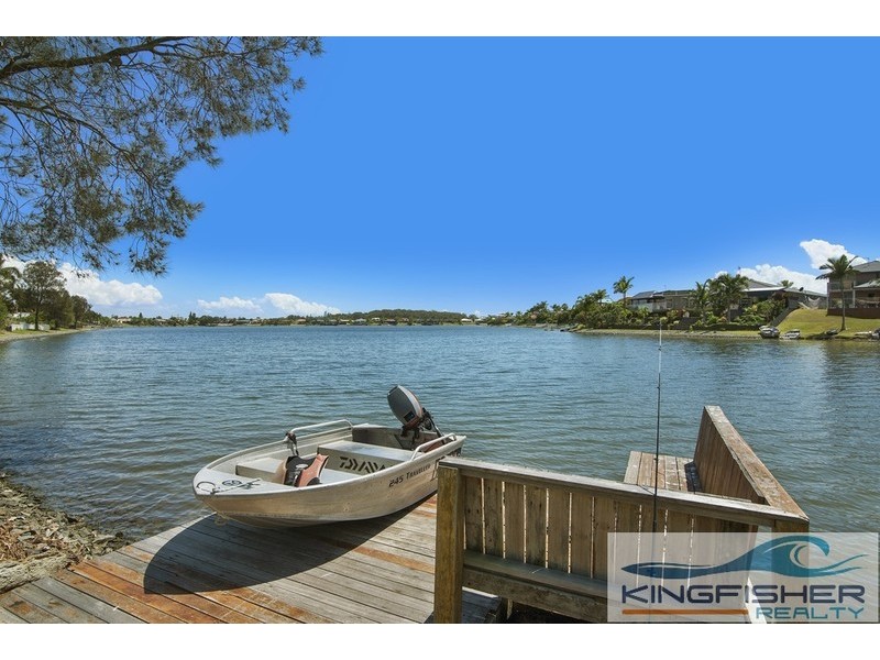 21 Cassowary Drive, Burleigh Waters QLD 4220