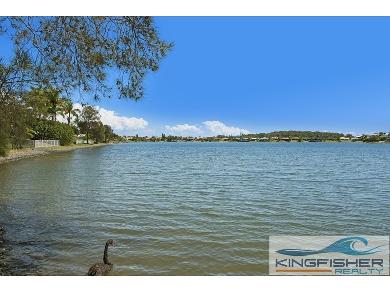 21 Cassowary Drive, Burleigh Waters QLD 4220