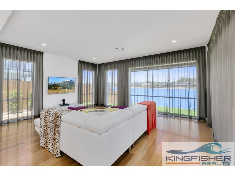 84 Melaleuca Drive, Palm Beach QLD 4221