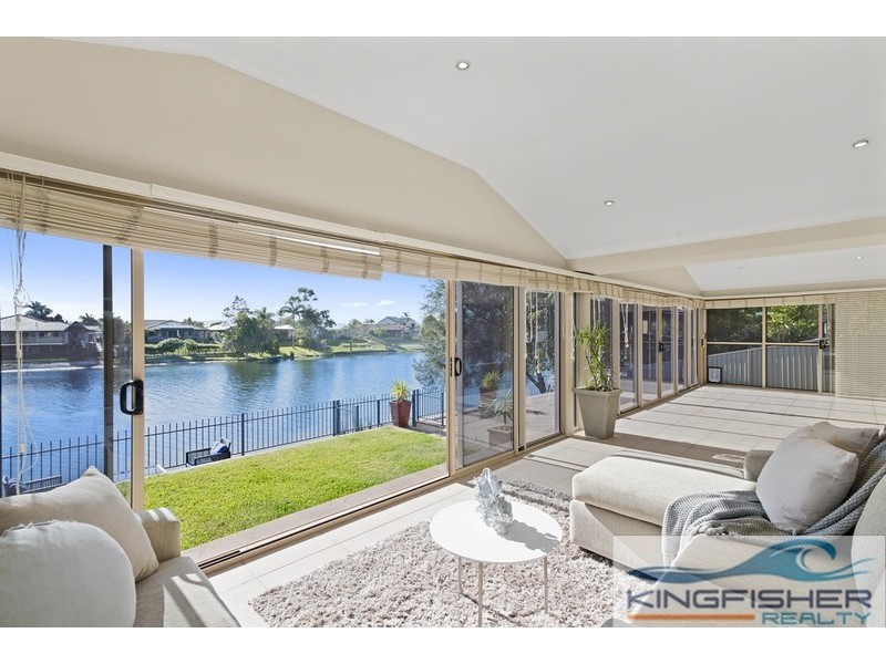 52 Jabiru Avenue, Burleigh Waters QLD 4220