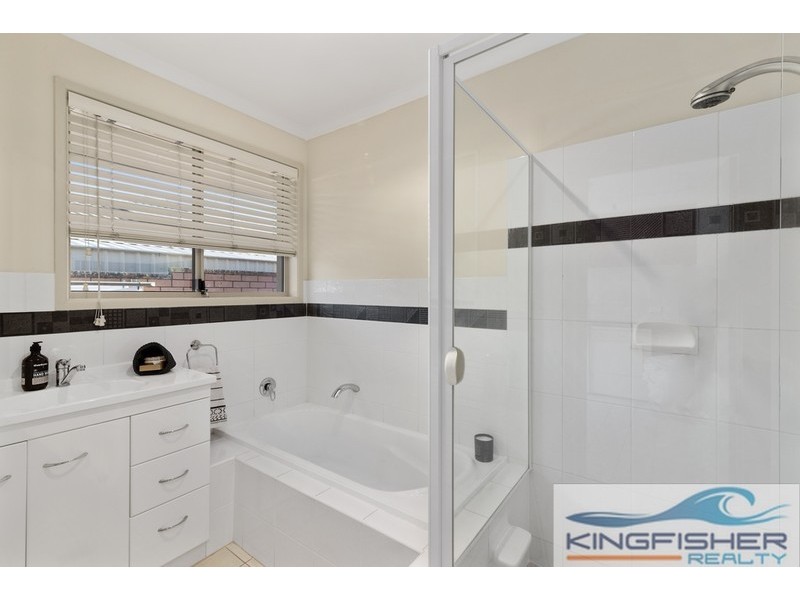 52 Jabiru Avenue, Burleigh Waters QLD 4220
