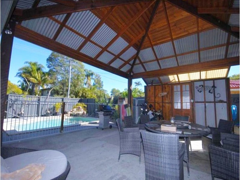 5 Mokera Avenue, Palm Beach QLD 4221