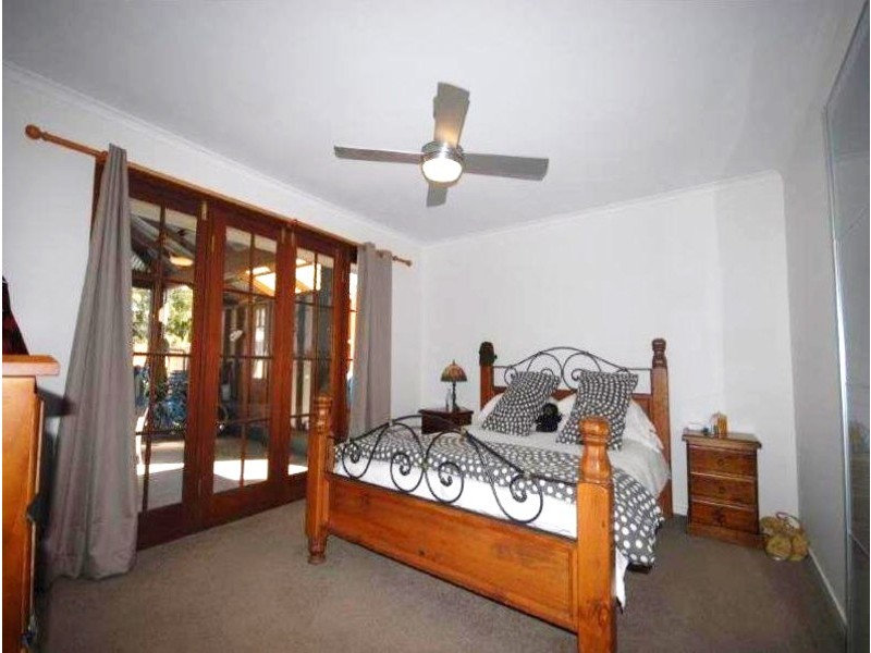 5 Mokera Avenue, Palm Beach QLD 4221