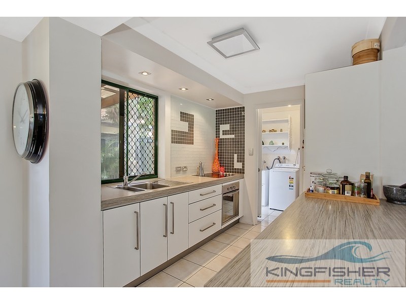 1/3 Karri Court, Burleigh Heads QLD 4220