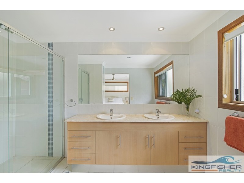 61 Jabiru Avenue, Burleigh Waters QLD 4220