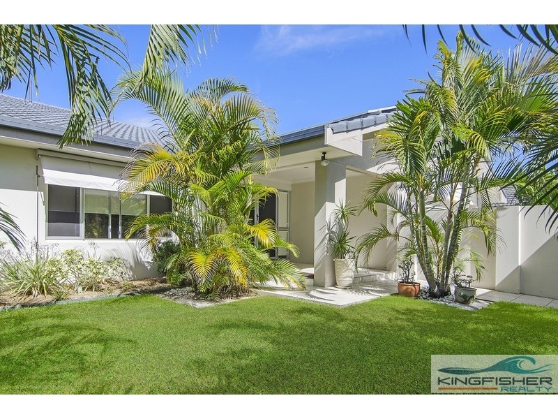 61 Jabiru Avenue, Burleigh Waters QLD 4220