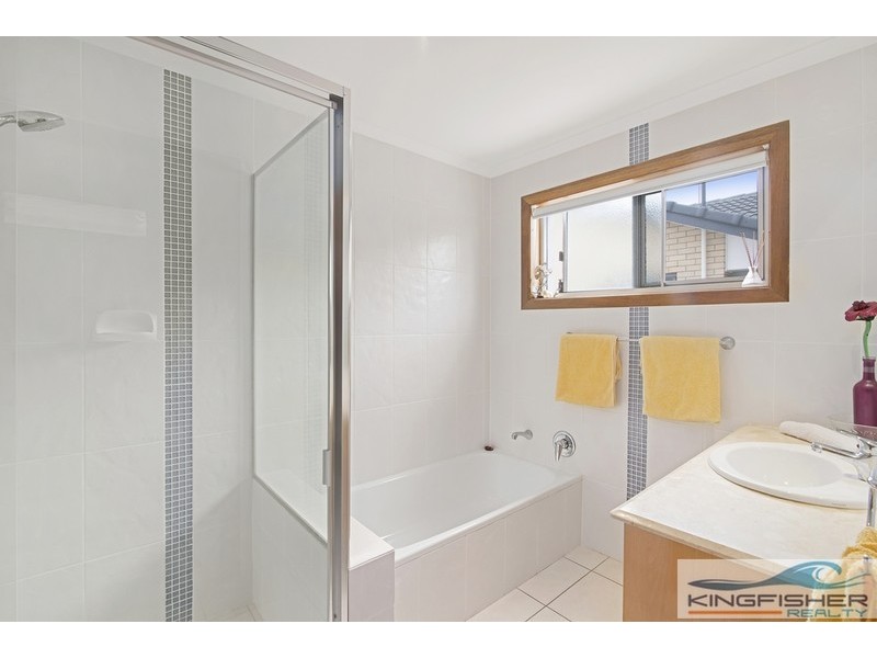 61 Jabiru Avenue, Burleigh Waters QLD 4220