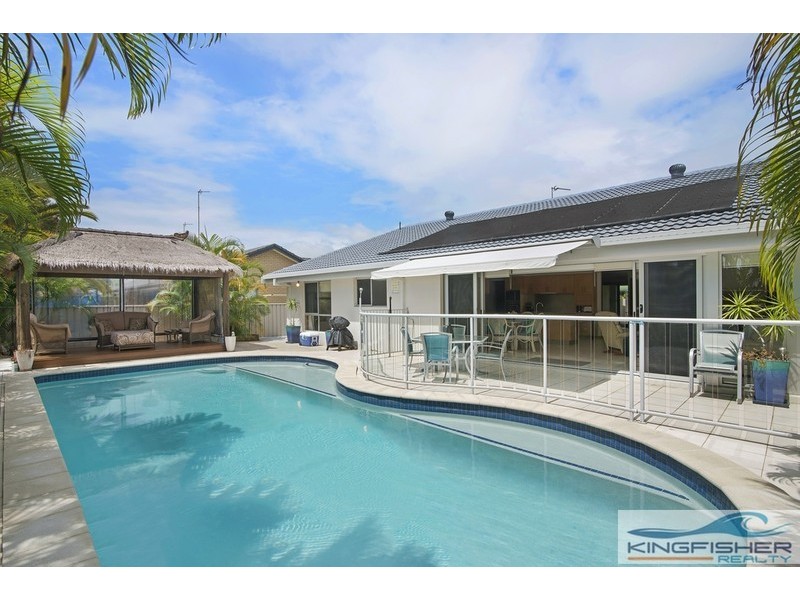 61 Jabiru Avenue, Burleigh Waters QLD 4220