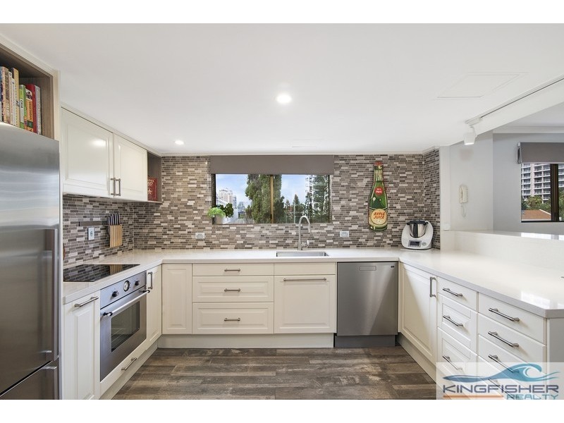 9/215 Surf Parade, Surfers Paradise QLD 4217