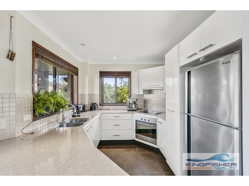 9/10 Mountain View Avenue, Miami QLD 4220