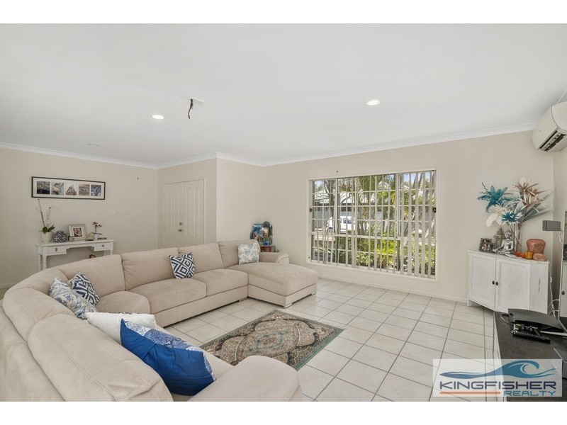 39 Gardendale Crescent, Burleigh Waters QLD 4220