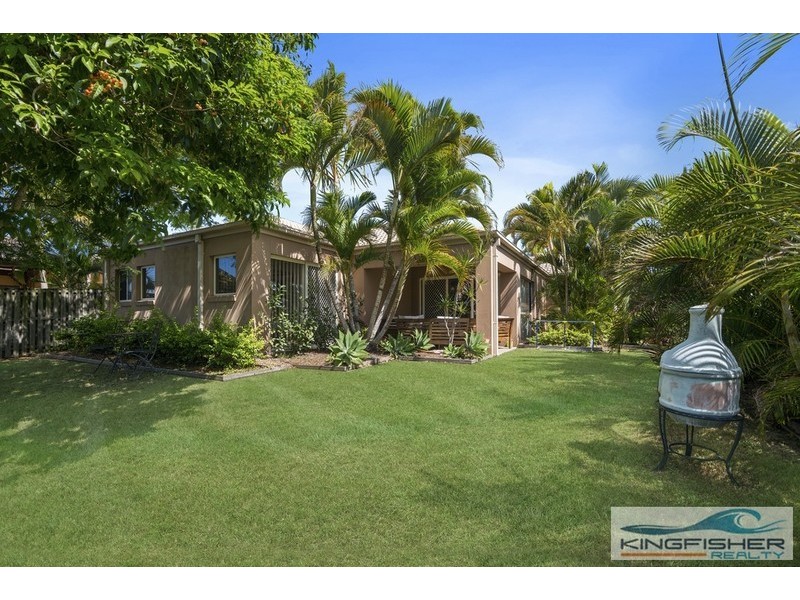 39 Gardendale Crescent, Burleigh Waters QLD 4220