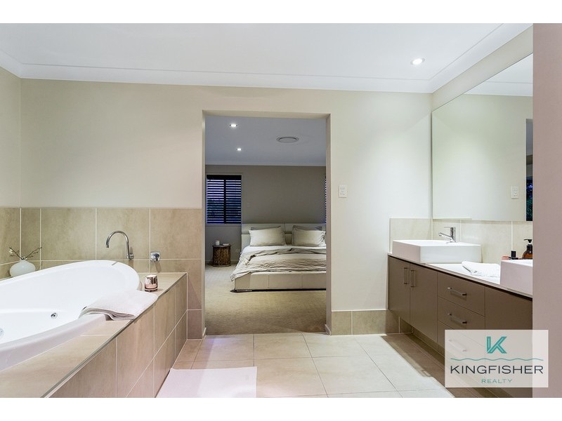 45 Tahiti Avenue, Palm Beach QLD 4221