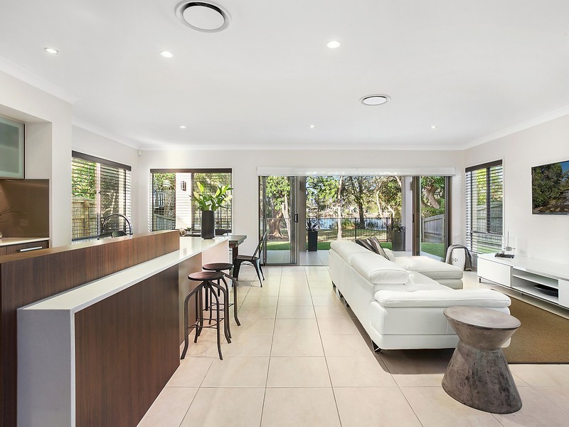 45 Tahiti Avenue, Palm Beach QLD 4221