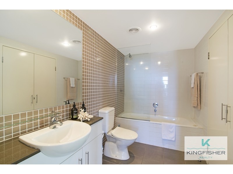 1084/1 Ocean Street, Burleigh Heads QLD 4220