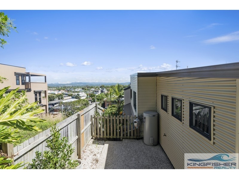 2/2057 Gold Coast Highway, Miami QLD 4220