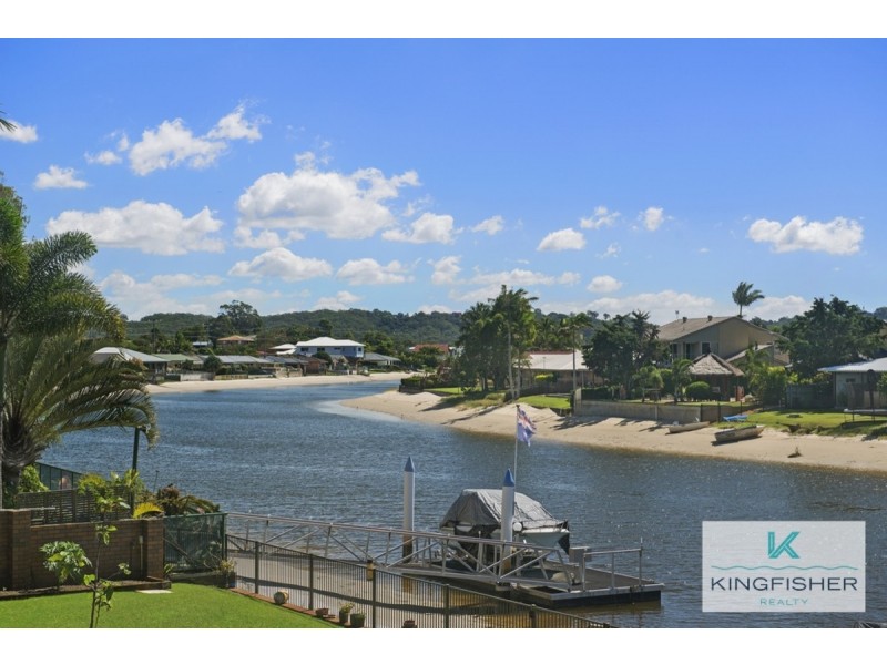 240 Mallawa Drive, Palm Beach QLD 4221