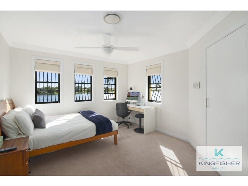 65 Wedgebill Parade, Burleigh Waters QLD 4220