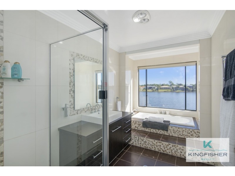 65 Wedgebill Parade, Burleigh Waters QLD 4220