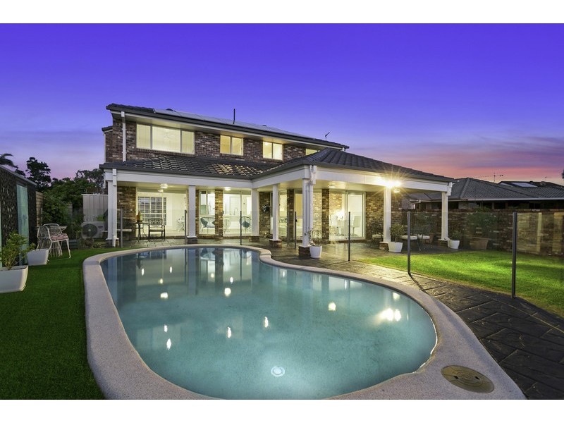 15 Notre Dame Court, Varsity Lakes QLD 4227