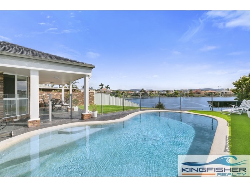15 Notre Dame Court, Varsity Lakes QLD 4227