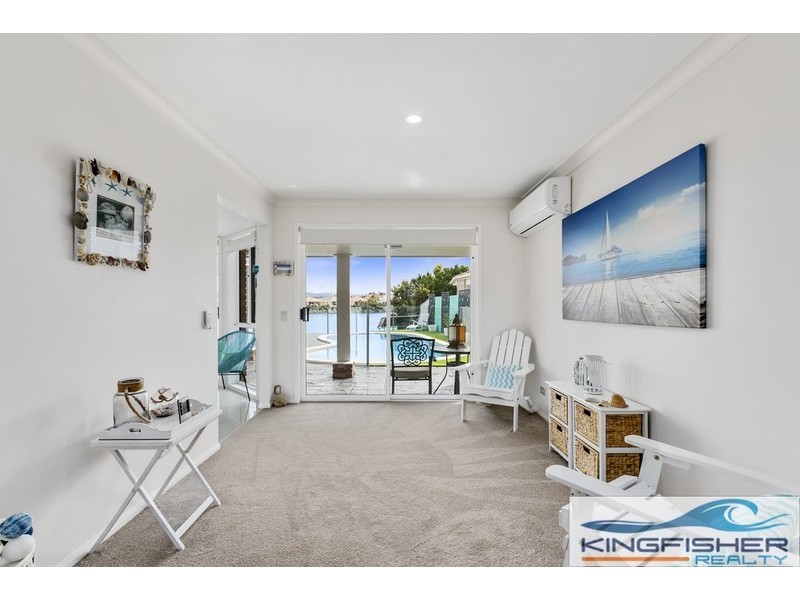 15 Notre Dame Court, Varsity Lakes QLD 4227